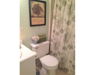 33 Chestnut St unit 201, Boston, MA 02108 - photo 6