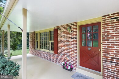 868 Oak Tree Rd, Kennett Square, PA 19348 - photo 3