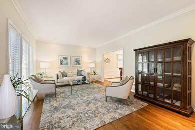 8613 Honeybee Ln, Bethesda, MD 20817 - photo 6