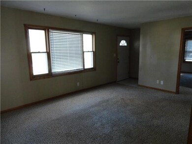 11215 W 69th St, Shawnee, KS 66203 - photo 7