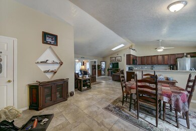 Foyer Entry