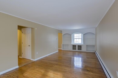 011_Living Room