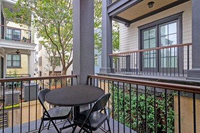 49A Morris Street main level porch