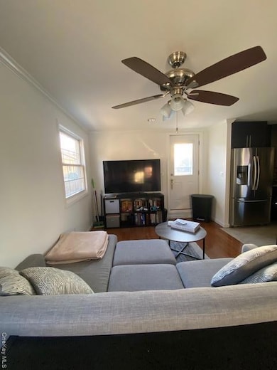 1535 149th St, Whitestone, NY 11357 - photo 4