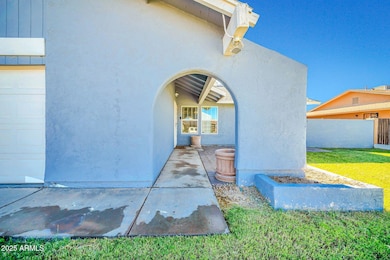 5503 W Carol Ann Way, Glendale, AZ 85306 - photo 3