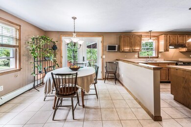 14 Newton St, Merrimack, NH 03054 - photo 4