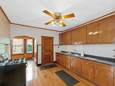 21 Ford St, Boston, MA 02128 - photo 3