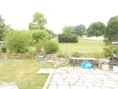 808 Saint Johns Rd, Drums, PA 18222 - photo 4