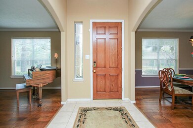 15819 Swandale Ln, Houston, TX 77095 - photo 2