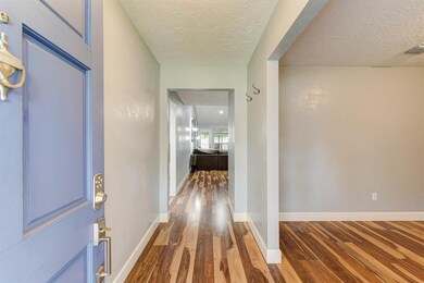 6926 Deer Ridge Ln, Houston, TX 77086 - photo 2