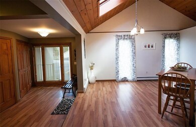 7 Crescent Ct, South Berwick, ME 03908 - photo 4