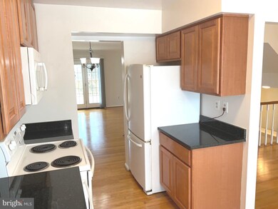 640 Concerto Ln, Silver Spring, MD 20901 - photo 4