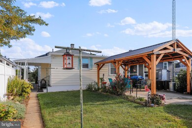 448 Lortz Ave, Chambersburg, PA 17201 - photo 5