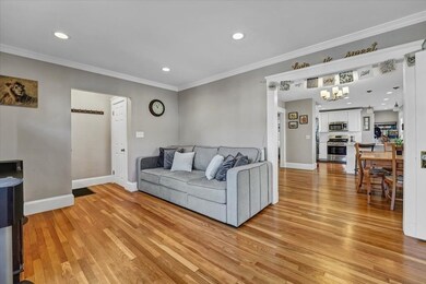 87 Magoun Ave unit 1, Medford, MA 02155 - photo 6