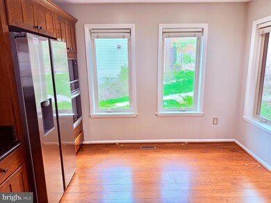 9475 Clocktower Ln, Columbia, MD 21046 - photo 6