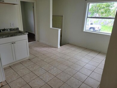 458 S Napoleon Ave, Columbus, OH 43213 - photo 5