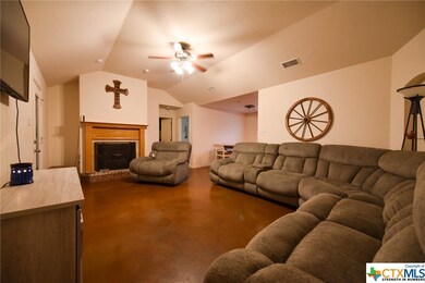 3403 Lauren St, Copperas Cove, TX 76522 - photo 6