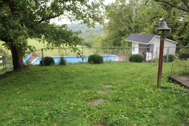 766 Catlett Rd, Harrodsburg, KY 40330 - photo 4