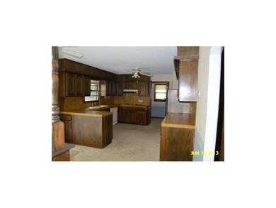 404 S Silver Top Ln, Raymore, MO 64083 - photo 5