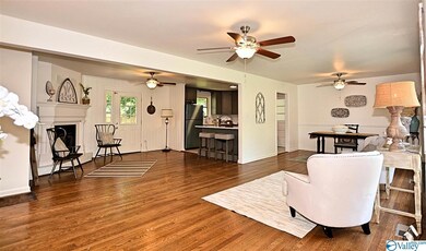 212 Southcrest Dr SW, Huntsville, AL 35802 - photo 5