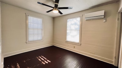 1625 W 12th St, Austin, TX 78703 - photo 4