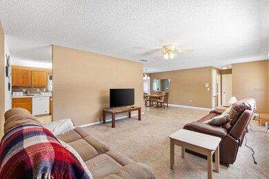 9667 SE 173rd Ln, Summerfield, FL 34491 - photo 7