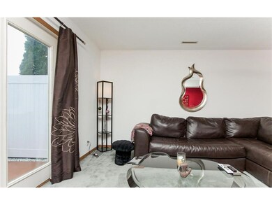 1240 Daleview Dr unit 4, Marion, IA 52302 - photo 4