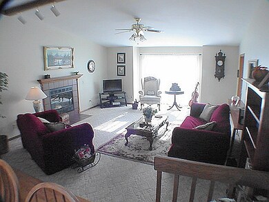 4804 Rome Corners Rd, Brooklyn, WI 53521 - photo 4