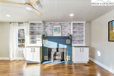 566 Buck Mountain Cir, West Jefferson, NC 28694 - photo 7