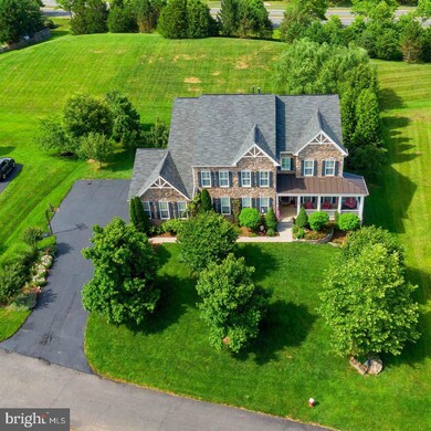 42834 Dobson Ct, Broadlands, VA 20148 - photo 3