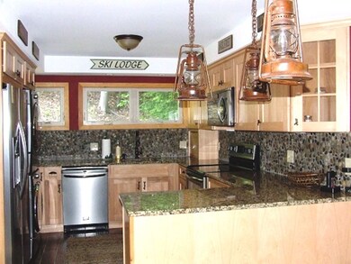 5 Pemigewasset Dr, Lincoln, NH 03251 - photo 2