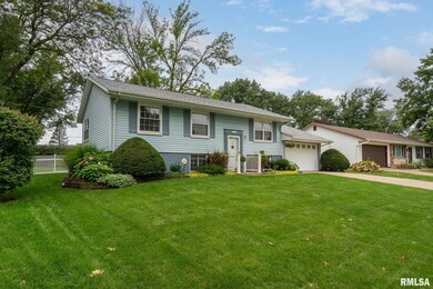 5404 Oakbrook Rd, Davenport, IA 52806 - photo 3