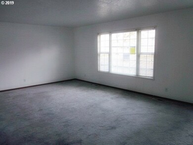 3311 Nebraska St, Longview, WA 98632 - photo 2