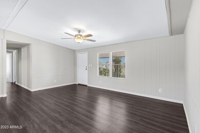 1110 W Manzanita St-7