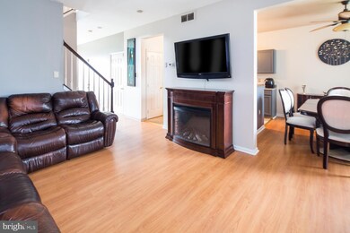 121 N Katrin Cir, New Castle, DE 19720 - photo 7