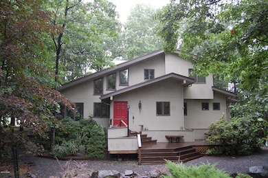 324 Canoe Brook Dr, Hawley, PA 18428 - photo 2