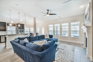 2629 Blooming Field Ln, Conroe, TX 77385 - photo 6