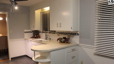 1209 Lyndon Rd, McPherson, KS 67460 - photo 7