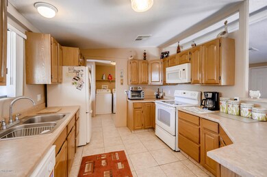 2923 E Beardsley Rd Phoenix AZ-large-005