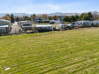 View of yard featuring a mountain view and a residential view
