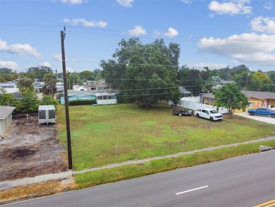 5805 26th St W, Bradenton, FL 34207 - photo 2