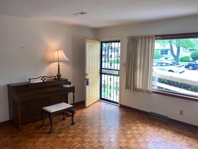 533 W 51st Place, Gary, IN 46408 - photo 5