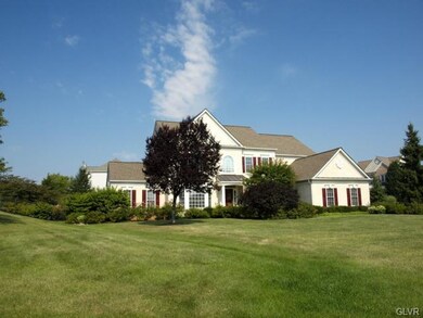 6695 Rutherford Dr, Macungie, PA 18062 - photo 2