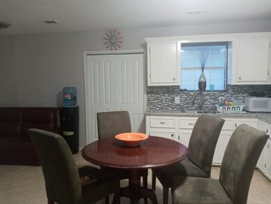 606 Vincent St, Houston, TX 77009 - photo 6