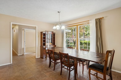 2637 Locksley Chase, Irving, TX 75061 - photo 5