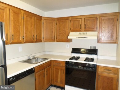 Van Ness East unit 116, Washington, DC 20008 - photo 7