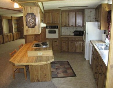 36600 Cord St, Zephyrhills, FL 33541 - photo 3