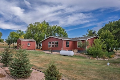 899 Douglas Rd, Sundance, WY 82729 - photo 5