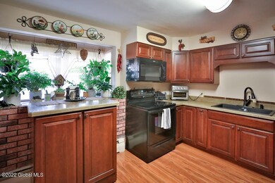 4 Ledgestone Rd, Troy, NY 12180 - photo 6