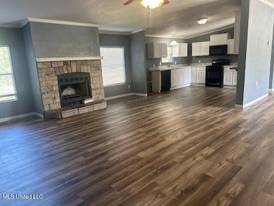 20128 Gordon St, Saucier, MS 39574 - photo 4